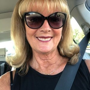 Meet your Posher, Roseanne